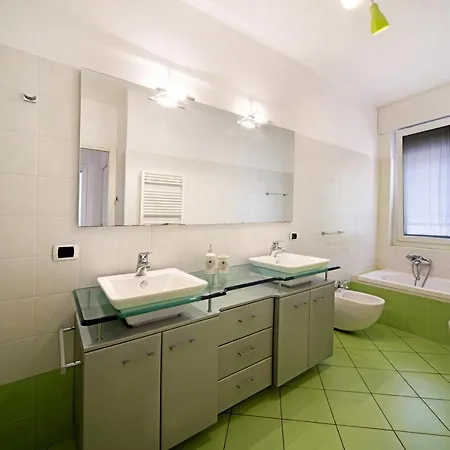 Apartment La Casa Di Mels Mandello del Lario